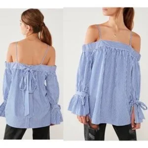 Kimchi Blue Urban Outfitters Striped Off-Shoulder Tie-Back Top White/Blue Size S - Picture 2 of 12